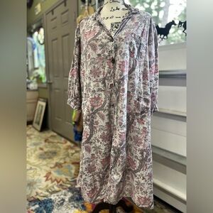 Magnolia Pearl Pink and Gray Floral Shirt